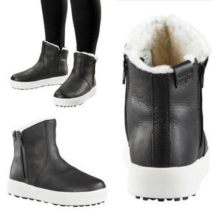 Baffin Liberty Black Boots Insulated Waterproof Slip Resistant